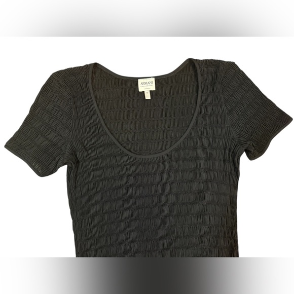 Armani Collezoni Textured Ribbed Scoop Neck T-Shirt in Black Size 10 - Picture 5 of 8
